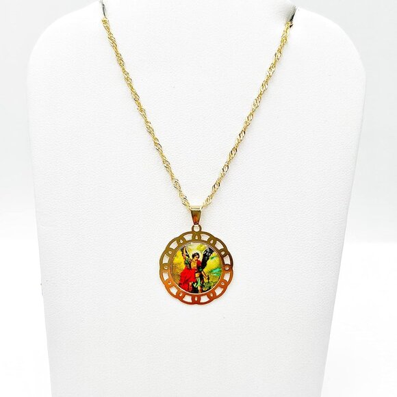 Protector Angel Gold Plated Religious Medal Spiral Chain (St. Michael Archangel) - Picture 3 of 5